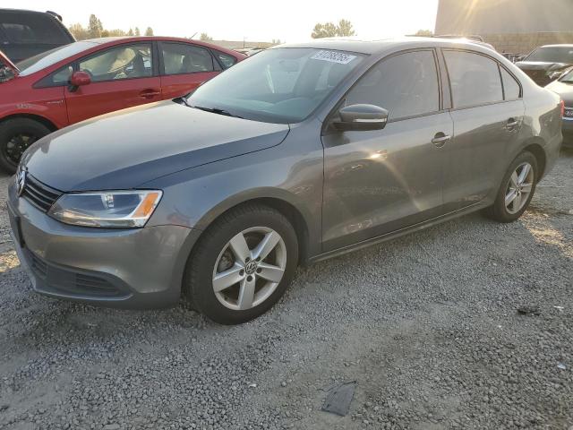 2012 VOLKSWAGEN JETTA TDI, 