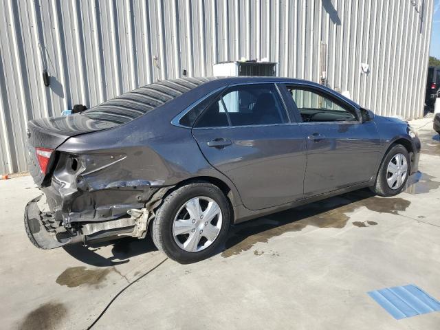 4T1BF1FK8GU568288 - 2016 TOYOTA CAMRY LE GRAY photo 3