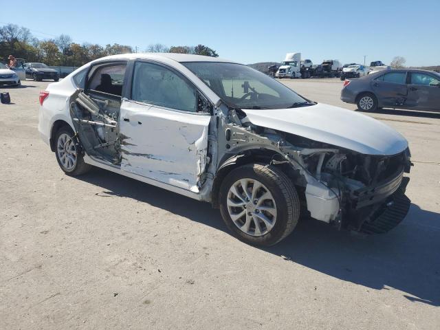 3N1AB7AP3JL662035 - 2018 NISSAN SENTRA S Biały zdjęcie 4