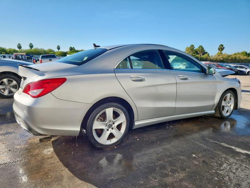 WDDSJ4EB2JN570731 - 2018 MERCEDES-BENZ CLA 250 银色 照片 3