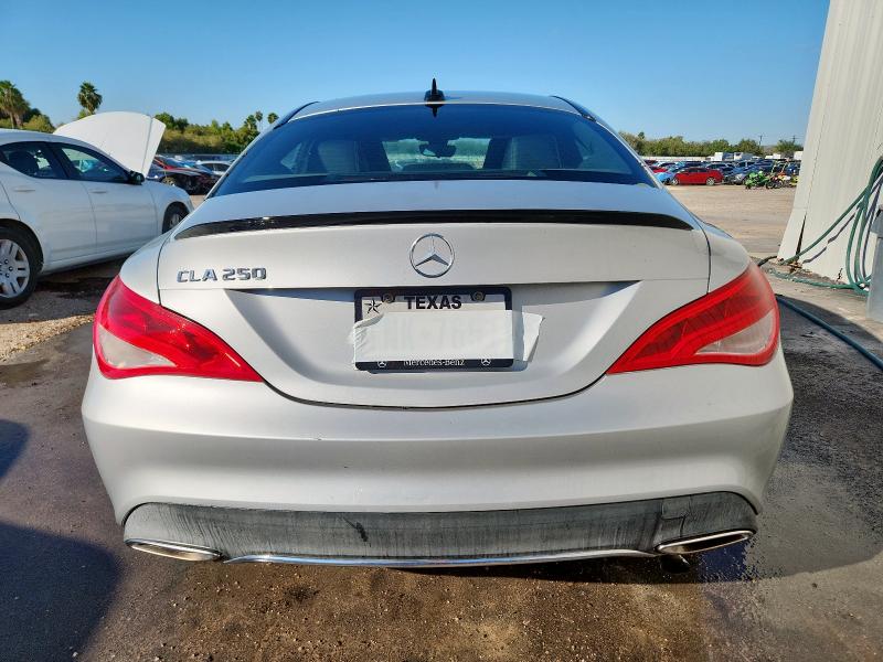 WDDSJ4EB2JN570731 - 2018 MERCEDES-BENZ CLA 250 银色 照片 6