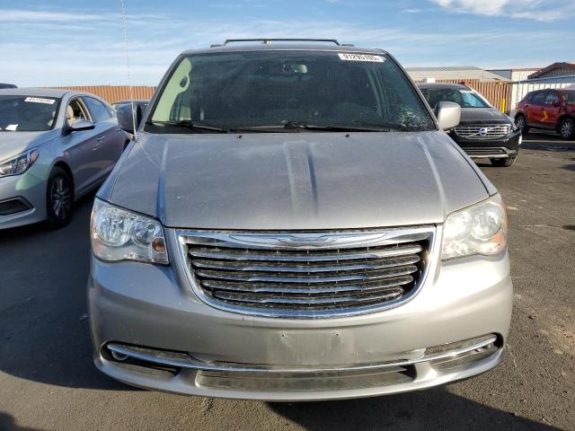 2C4RC1BG6GR298861 - 2016 CHRYSLER TOWN & COU TOURING SILVER photo 5