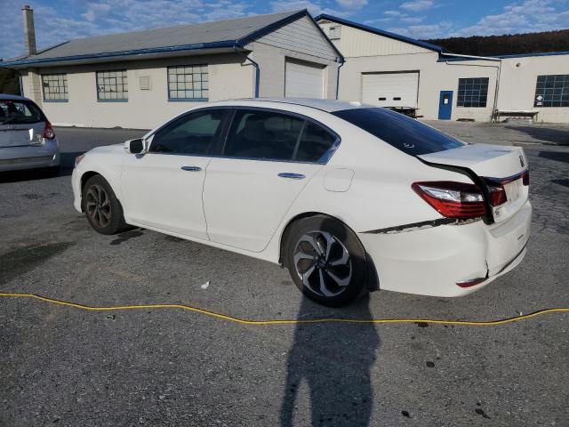 1HGCR2F78HA270152 - 2017 HONDA ACCORD EX WHITE photo 2