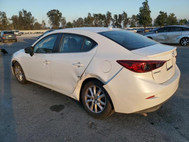 JM1BM1X7XG1300025 - 2016 MAZDA 3 GRAND TOURING أبيض صورة 2