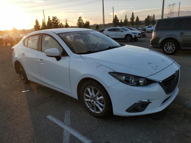 JM1BM1X7XG1300025 - 2016 MAZDA 3 GRAND TOURING أبيض صورة 4