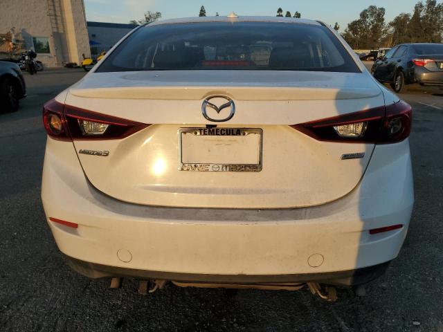 JM1BM1X7XG1300025 - 2016 MAZDA 3 GRAND TOURING أبيض صورة 6