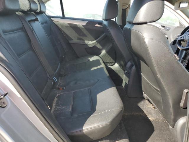 3VWDX7AJ8DM402779 - 2013 VOLKSWAGEN JETTA SE SILVER photo 10