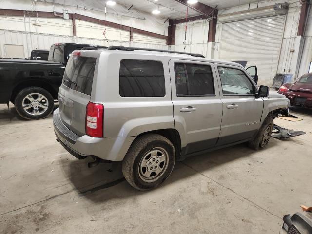 1C4NJPBB9FD211208 - 2015 JEEP PATRIOT SPORT SILVER photo 3