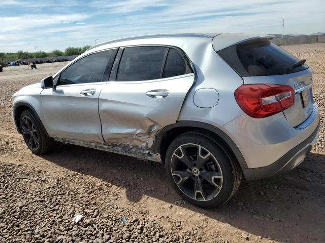 WDCTG4EB5LJ680352 - 2020 MERCEDES-BENZ GLA 250 SILVER photo 2