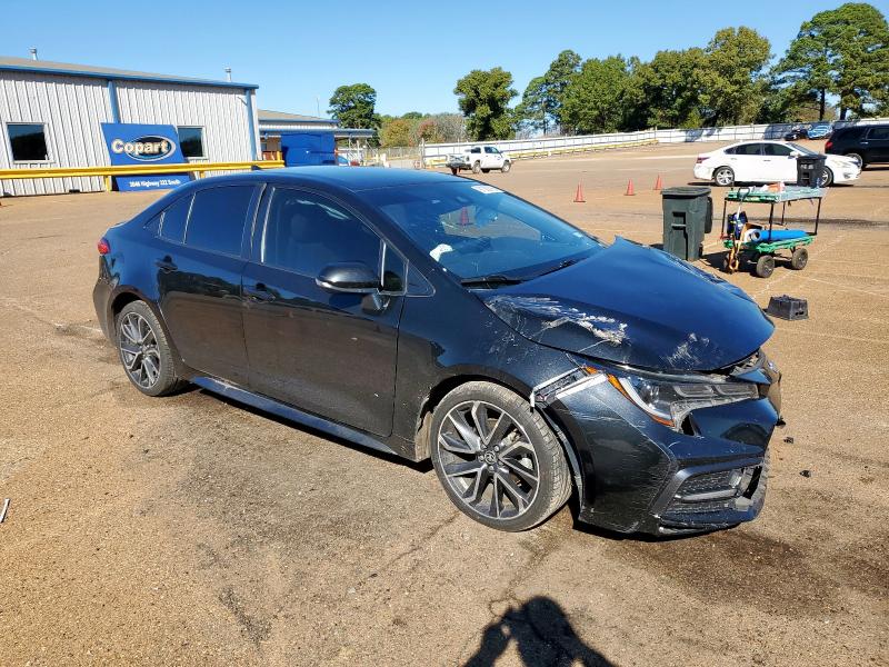 JTDS4RCE6LJ014847 - 2020 TOYOTA COROLLA SE BLACK photo 4