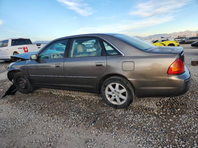 4T1BF28B94U360306 - 2004 TOYOTA AVALON XL GRAY photo 2
