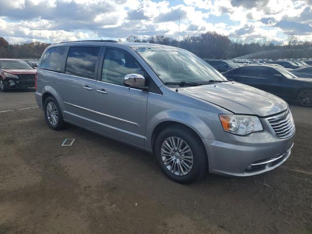 2C4RC1CG1DR616282 - 2013 CHRYSLER TOWN & COU TOURING L SILVER photo 4