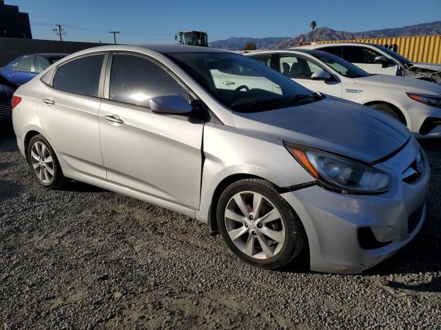 KMHCU4AE7CU266773 - 2012 HYUNDAI ACCENT GLS 银色 照片 4
