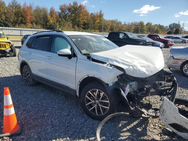 3VV3B7AX1LM078723 - 2020 VOLKSWAGEN TIGUAN SE WHITE photo 4