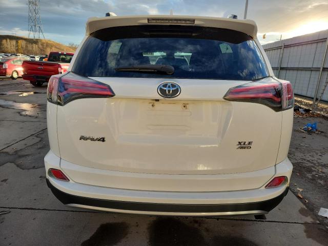 2T3RFREV3HW593780 - 2017 TOYOTA RAV4 XLE WHITE photo 6