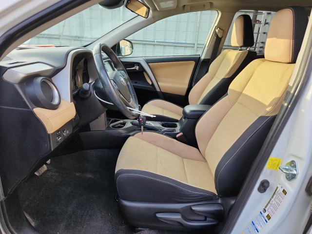 2T3RFREV3HW593780 - 2017 TOYOTA RAV4 XLE WHITE photo 7