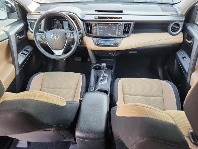 2T3RFREV3HW593780 - 2017 TOYOTA RAV4 XLE WHITE photo 8