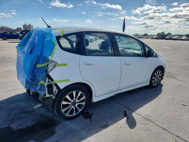 JHMGE8H54CC004147 - 2012 HONDA FIT SPORT WHITE photo 3