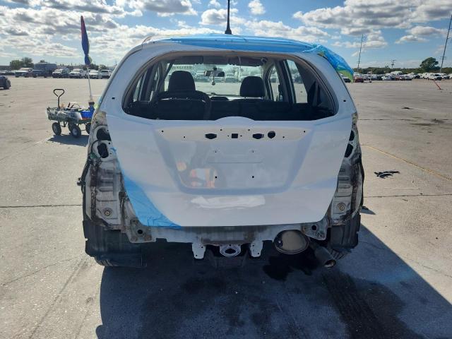 JHMGE8H54CC004147 - 2012 HONDA FIT SPORT WHITE photo 6