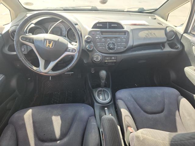 JHMGE8H54CC004147 - 2012 HONDA FIT SPORT WHITE photo 8