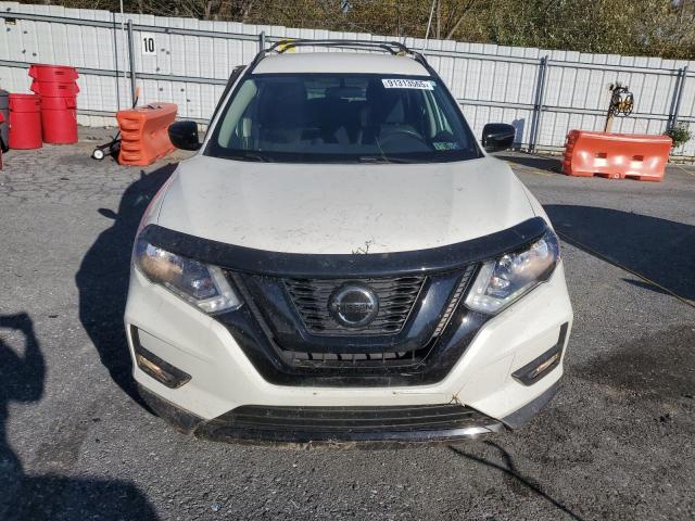 5N1AT2MVXJC754712 - 2018 NISSAN ROGUE S WHITE photo 5