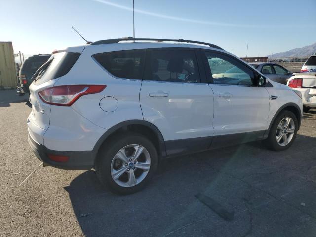 1FMCU9GX8DUB10104 - 2013 FORD ESCAPE SE თეთრი ფოტო 3