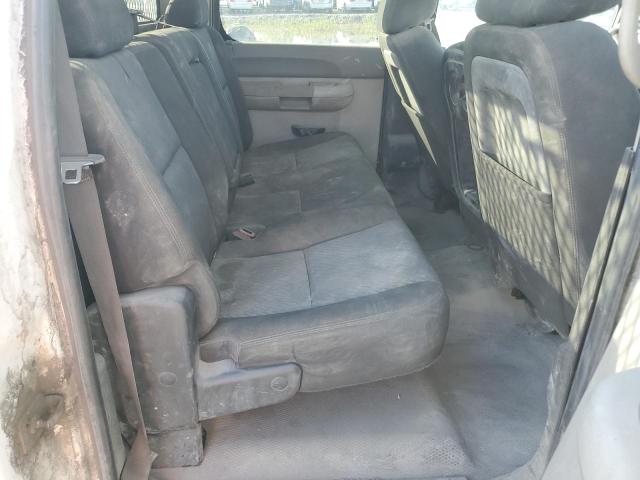 1GC4KZC80BF102741 - 2011 CHEVROLET SILVERADO K3500 WHITE photo 10