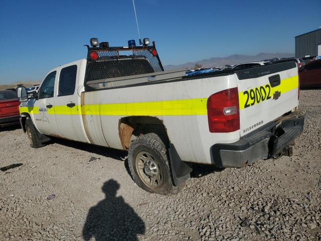 1GC4KZC80BF102741 - 2011 CHEVROLET SILVERADO K3500 WHITE photo 2