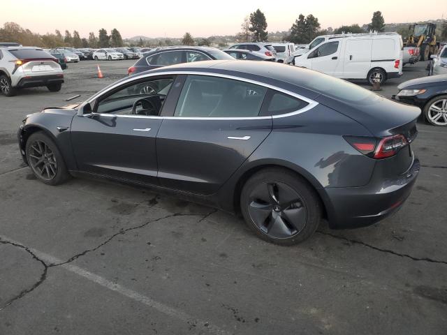5YJ3E1EA7KF424706 - 2019 TESLA MODEL 3 GRAY photo 2