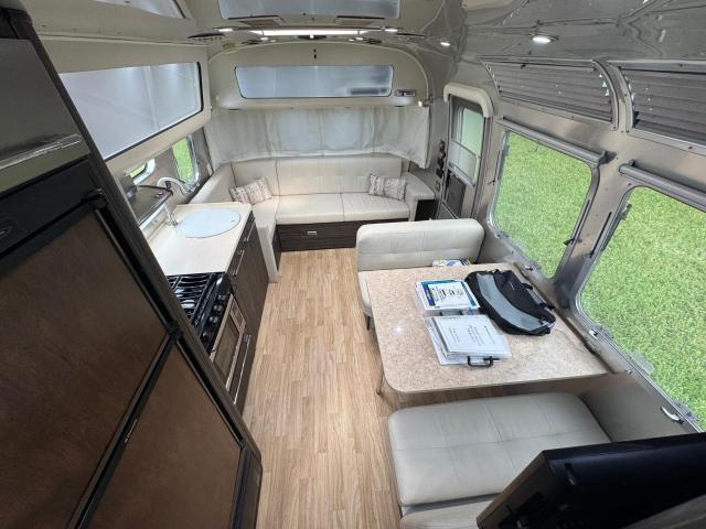 1STJFYM2XJJ541356 - 2018 AIRSTREAM INTERL28RB SILVER photo 12