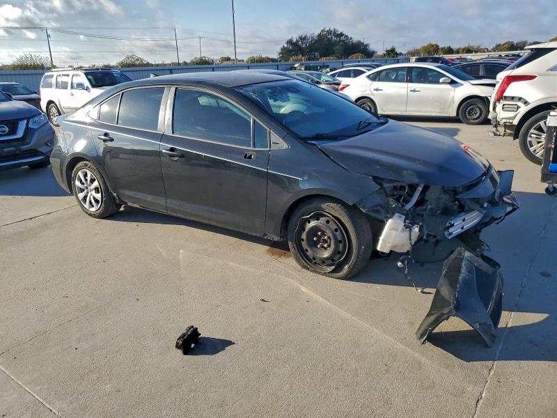 5YFEPRAE4LP073396 - 2020 TOYOTA COROLLA LE BLACK photo 4