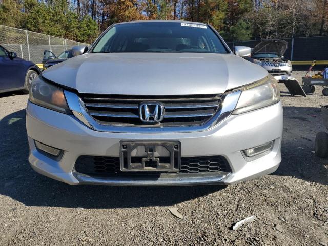 1HGCR2F50DA021241 - 2013 HONDA ACCORD SPORT SILVER photo 5