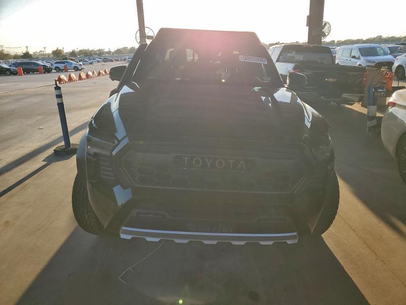 3TYLC5LN4ST030969 - 2025 TOYOTA TACOMA DOUBLE CAB BLACK photo 5