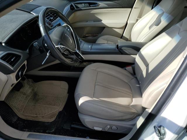 3LN6L5B92LR620214 - 2020 LINCOLN MKZ WHITE photo 7