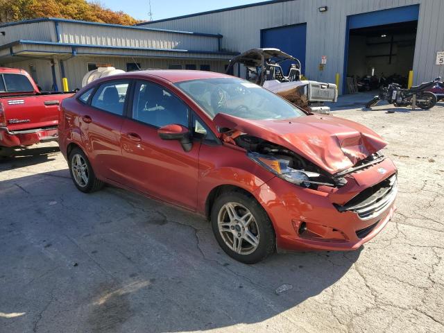 3FADP4BJ2JM123300 - 2018 FORD FIESTA SE ORANGE photo 4