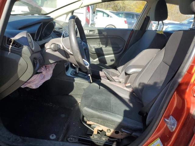 3FADP4BJ2JM123300 - 2018 FORD FIESTA SE ORANGE photo 7