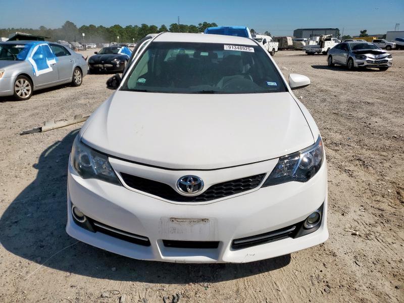 4T1BF1FK2DU259931 - 2013 TOYOTA CAMRY L WHITE photo 5