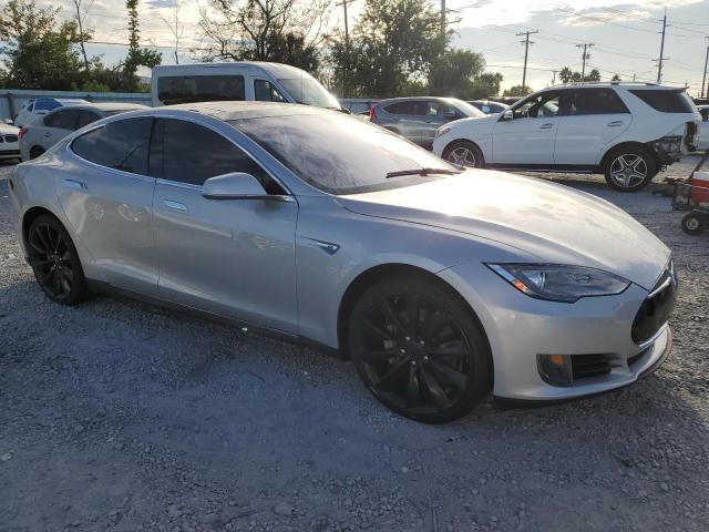 5YJSA1H16EFP35647 - 2014 TESLA MODEL S SILVER photo 4