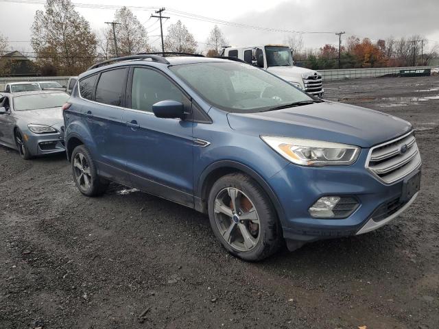 1FMCU9HD2JUB65566 - 2018 FORD ESCAPE SEL BLUE photo 4
