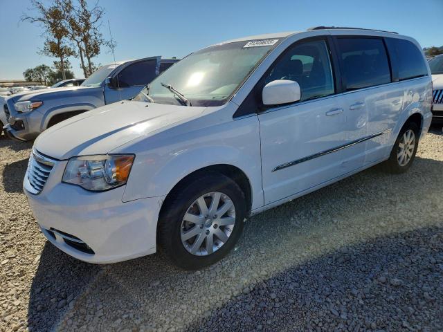 2015 CHRYSLER TOWN & COU TOURING, 