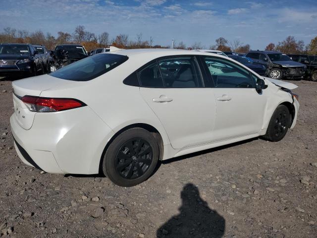 5YFEPRAE7LP146728 - 2020 TOYOTA COROLLA LE WHITE photo 3