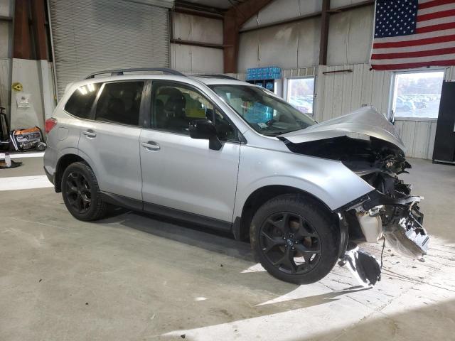 JF2SJAEC6JH502255 - 2018 SUBARU FORESTER 2.5I PREMIUM Серый фото 4