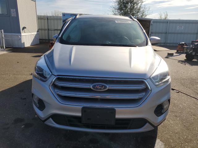 1FMCU9GD3HUD61429 - 2017 FORD ESCAPE SE ვერცხლისფერი ფოტო 5