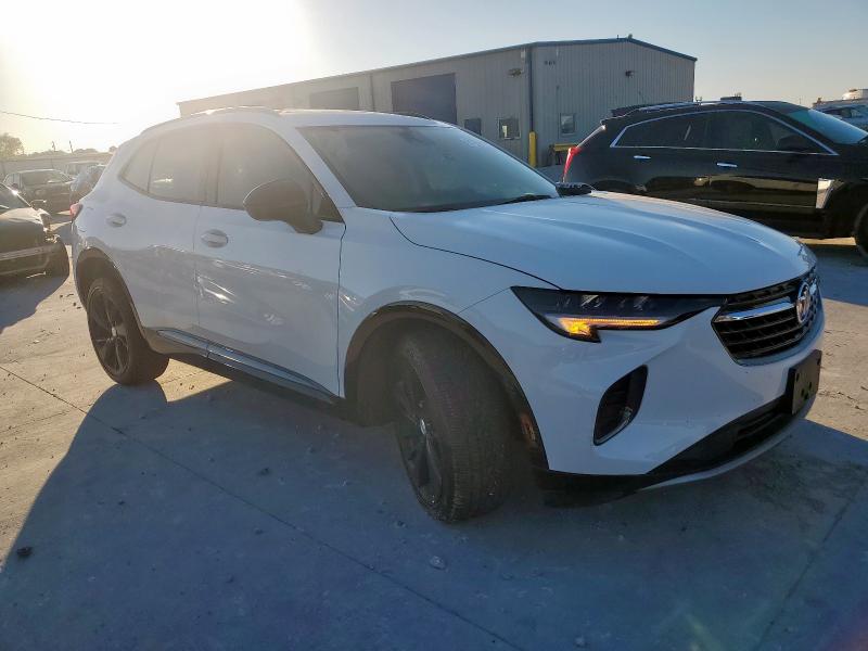 LRBFZNR4XMD106312 - 2021 BUICK ENVISION ESSENCE WHITE photo 4