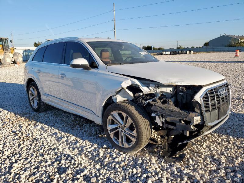 WA1LJBF75MD012227 - 2021 AUDI Q7 PREMIUM PLUS Білий фото 4