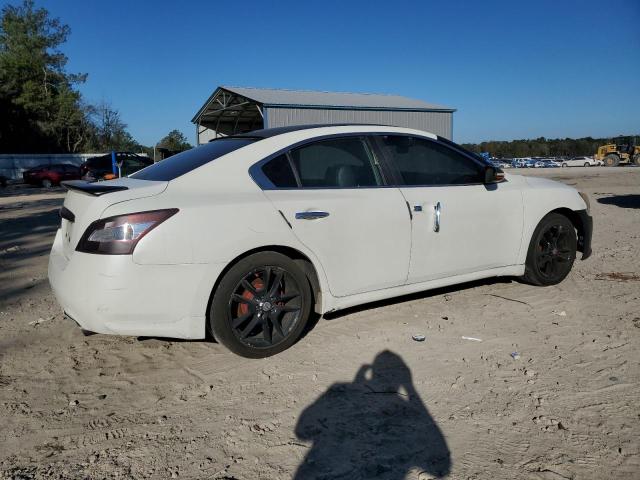 1N4AA5AP3AC823263 - 2010 NISSAN MAXIMA S WHITE photo 3