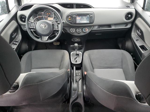 VNKKTUD34JA094172 - 2018 TOYOTA YARIS L 灰色 照片 8