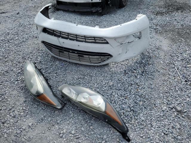 3FADP4BJ3KM138227 - 2019 FORD FIESTA SE Ақ фото 12