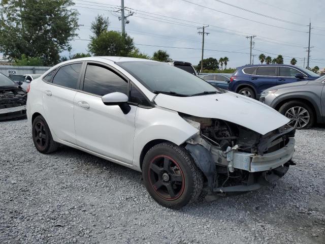 3FADP4BJ3KM138227 - 2019 FORD FIESTA SE Ақ фото 4