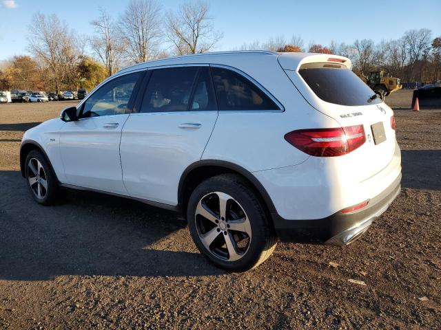 WDC0G4KB5GF053019 - 2016 MERCEDES-BENZ GLC 300 4MATIC WHITE photo 2